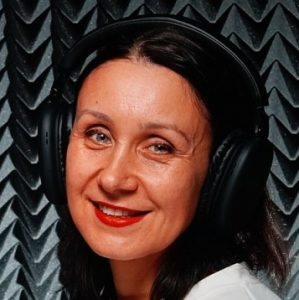 Любовь Конева — фото чтеца аудиокниг